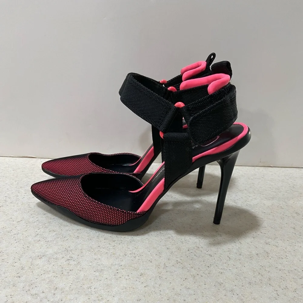 Jessica Simpson heels Stilettos type NWS Size 8 M